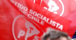 Partido Socialista desliza nombres