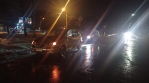 Colisión dejó daños en dos vehículos