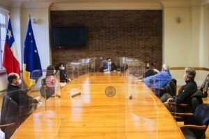 Gobernador Flies apoyó apertura del sector turismo