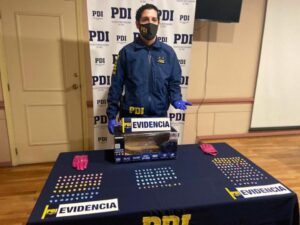 Tres años de cárcel para mujer que internó 232 pastillas de éxtasis