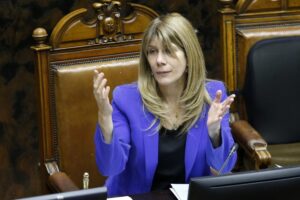 Ximena Rincón es la nueva presidenta del Senado