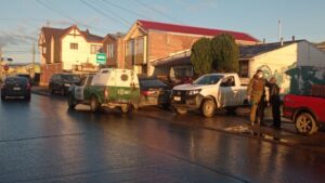 Chofer de colectivo fue sorprendido ebrio en su automóvil