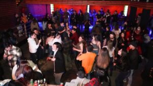 Salud deja sin efecto sumario a discoteca