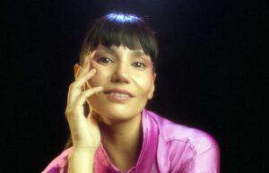 Dani Mokar: la artista criada en Magallanes que representa a la región en el concurso nacional “Canta tu Sueño”