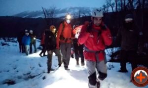 Rescatan a mujer lesionada en excursión en Ushuaia