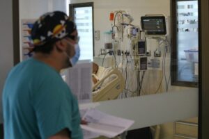 Solo dos pacientes Covid permanencen en UCI