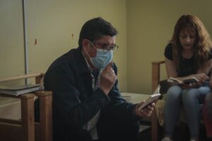 “Magallanes en 100 Palabras” realizó taller en cárcel de Punta Arenas