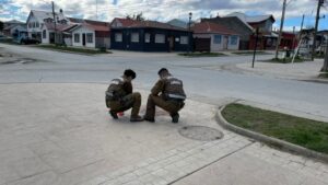 Golpiza en las afueras de botillería deja cuatro formalizados y paciente en estado grave