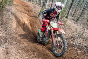 Ruy Barbosa mostró capacidad y talento, subiendo  al cuarto lugar en el GNCC de Estados Unidos