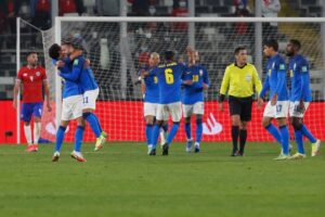 Chile cae derrotado frente a Brasil, de local y por la cuenta mínima