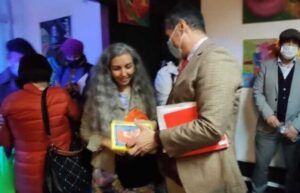 María Alejandra Vidal Bracho presentó “El corazón es nuestro verdadero reloj”