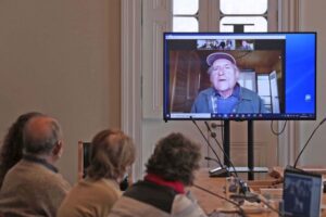 Premio Nacional de Artes Plásticas 2021 fue otorgado a Francisco Gazitúa