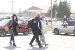 Presidenciable Marco Enríquez-Ominami llegó en medio de bloqueo de ruta y sostendrá diversas actividades