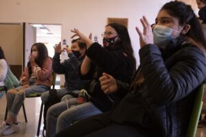 Abren cupos para curso de lenguaje de señas
