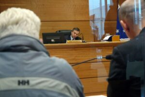 Se inicia juicio contra abuelo de 82 años que habría abusado sexualmente de su nieta