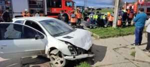 Violenta colisión en Avenida Bulnes dejó a cuatro personas lesionadas