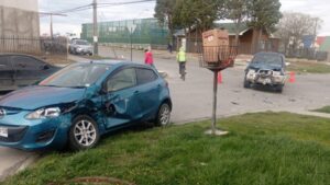 Una mujer lesionada dejó colisión en calle Mardones