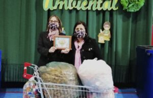 Escuela Portugal efectuó primera feria ambiental y acopio de reciclaje