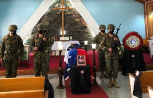 A casi dos años de tragedia FACh hoy despiden a funcionario de Ejército