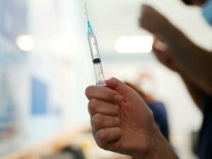 Se inició nuevo proceso de inoculación para mayores de 55 años