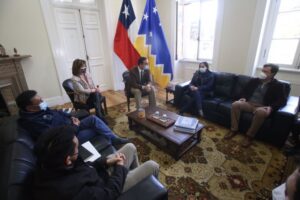 Máximas autoridades regionales buscan solución habitacional
