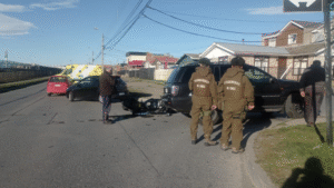 Un lesionado dejó colisión entre moto y auto particular
