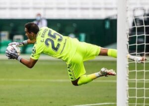 Bravo mantiene el invicto del Betis en la Europa League
