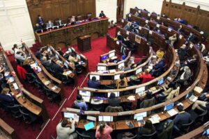 Constituyentes evaluan extender la Convención de 9 a 12 meses
