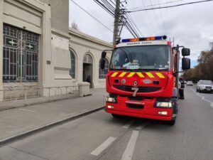 Principio de incendio afectó Cementerio Municipal