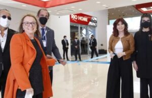 Cristina Fernández y Alicia Kirchner inauguraron la Zona Franca de Río Gallegos