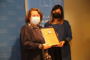 Entregan reconocimiento a participantes del concurso literario “Confieso que he vivido. Historias que inspiran”