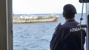 Armada realiza intensa vigilancia a flota de buques extranjeros