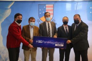 Firman convenio para impulsar el despliegue del primer cable submarino Antártico