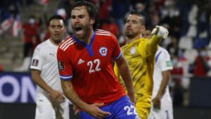 Chile con la misión de ganar a Paraguay para seguir en carrera a Qatar 2022