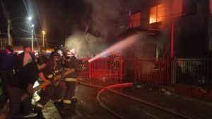 A cinco días del incendio adulto mayor sigue a la espera de ser trasladado