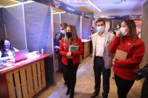 Gran interés generó ayer la Feria Laboral del Sence que ofreció más de mil empleos
