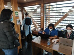 Aumento de sintomáticos preocupa a autoridades de Salud