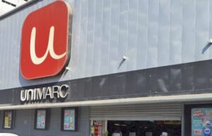Condenan a joven que robó cervezas de Unimarc y golpeó a carabinero