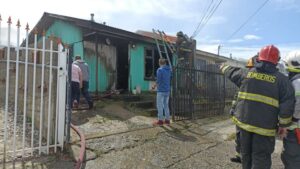 Tragedia: conocida dirigenta vecinal falleció en incendio que destruyó su casa