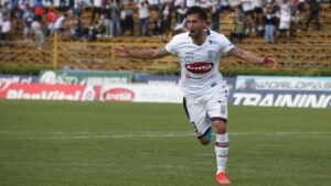 El goleador de Melipilla, Gonzalo Sosa, coquetea con Colo Colo: 
