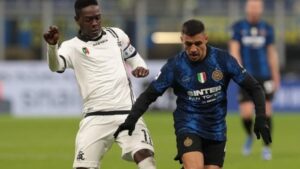 Con el regreso de Alexis Sánchez y Arturo Vidal, el Inter de Milán vence al Spezia para presionar al Napoli en la cima de la Serie A