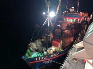 Fiscalizaron embarcaciones en sector Leñadura