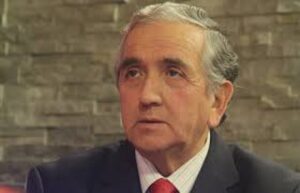 Académicos de la Universidad de Magallanes rechazan reajuste salarial del rector Oyarzo