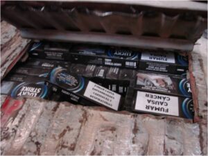 Aduanas se querella contra locatario que almacenaba cigarrillos de contrabando avaluados en 553 mil pesos