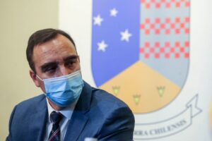 Gobernador de Magallanes participa en el  tercer encuentro de gobiernos regionales