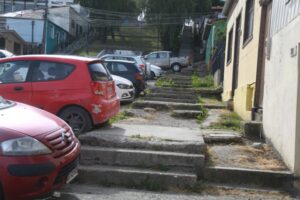 Más de $180 millones costará intervención de veredas y miradores en Cerro de la Cruz