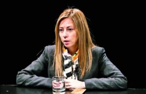 Destacan proyecto de ley que crea un Registro de Deuda Consolidada