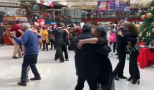 Con una muestra de baile se conmemoró el Día Mundial del Tango en Punta Arenas