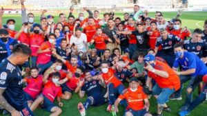 La guillotina azul hace rodar 10 cabezas luego de zafar del descenso: la U proyecta un 2022 sin jugadores históricos