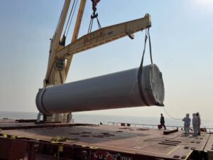 Embarcan turbina eólica que producirá hidrógeno verde